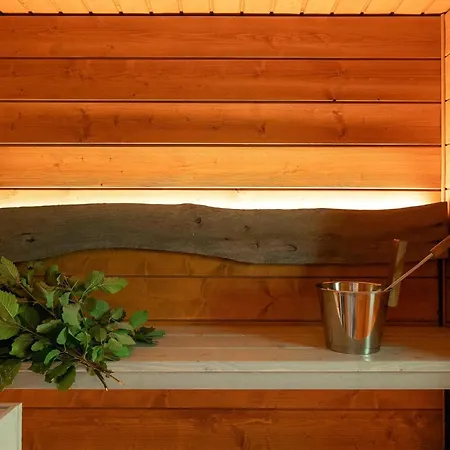 Haemeenhelmi By Interhome * Patiala