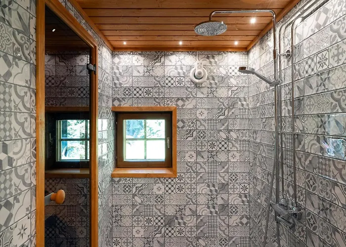 Haemeenhelmi By Interhome *